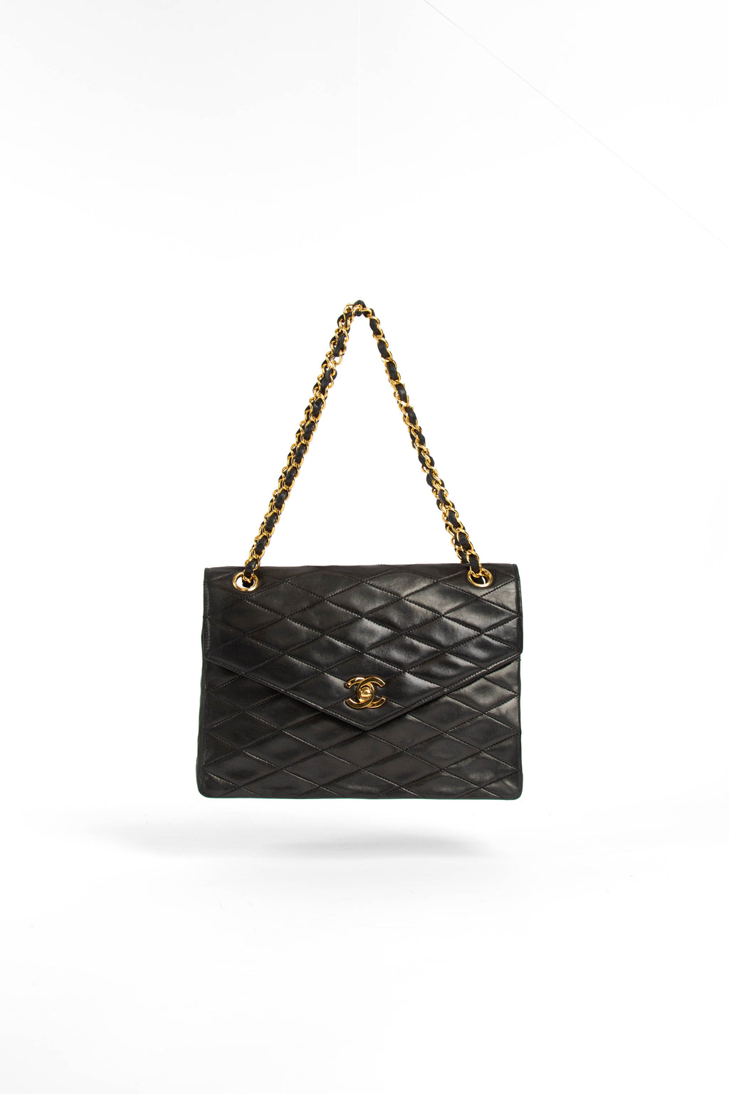 80s Chanel Black Lambskin Quilted Shoulder Bag