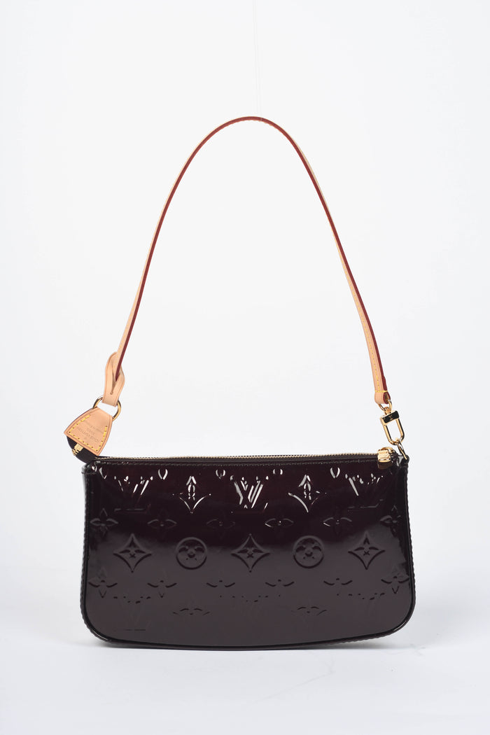 2010s Louis Vuitton Oxblood Monogram Vernis Pochette Accessoires