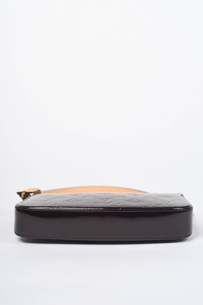 2010s Louis Vuitton Oxblood Monogram Vernis Pochette Accessoires