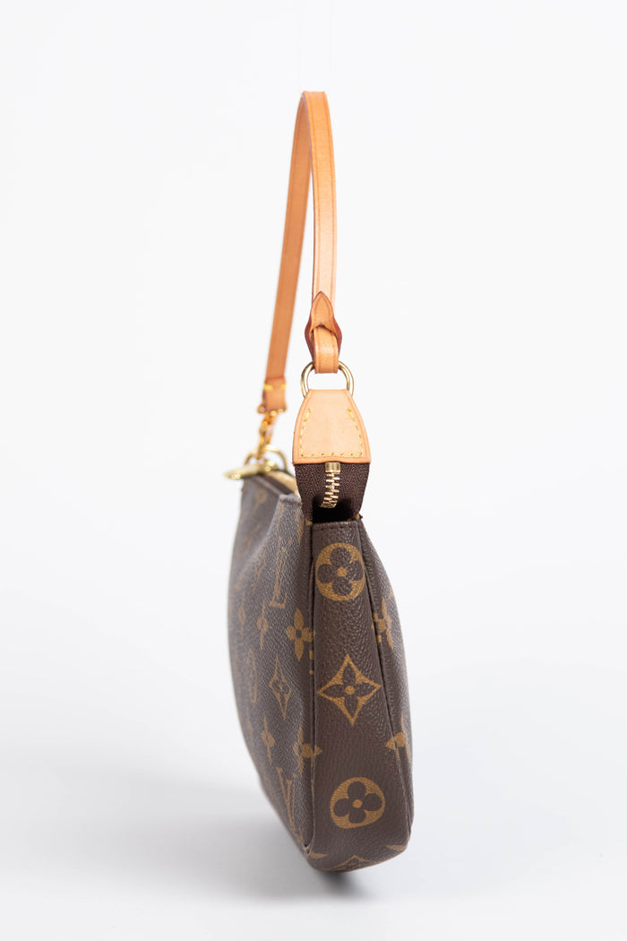 2000s Louis Vuitton Monogram Pochette Accessoires