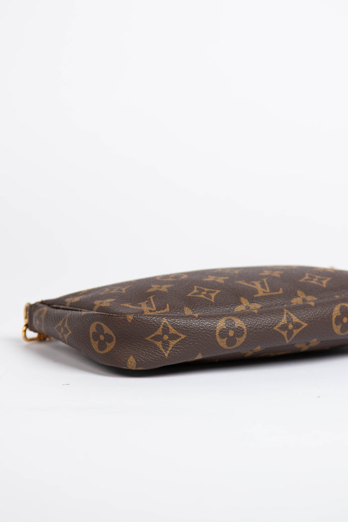2000s Louis Vuitton Monogram Pochette Accessoires
