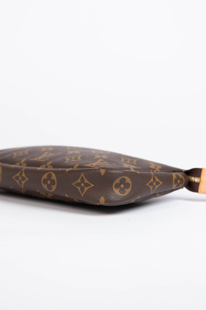 2000s Louis Vuitton Monogram Pochette Accessoires
