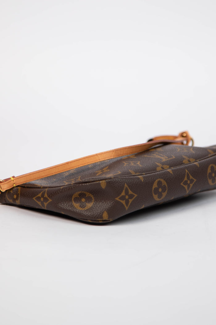 2000s Louis Vuitton Monogram Pochette Accessoires