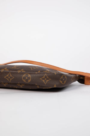 2000s Louis Vuitton Monogram Pochette Accessoires
