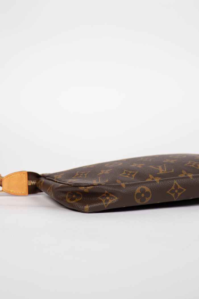 2000s Louis Vuitton Monogram Pochette Accessoires