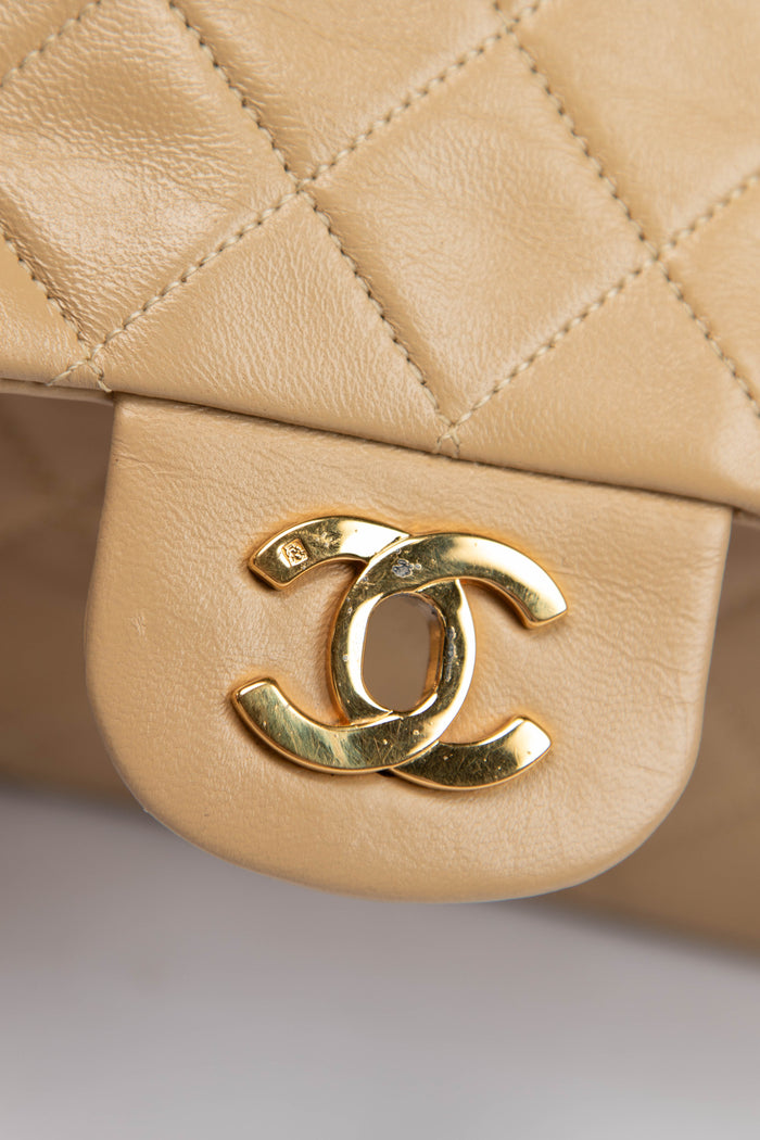 90s Chanel Beige Lambskin Medium Double Flap Shoulder Bag 24k GHW