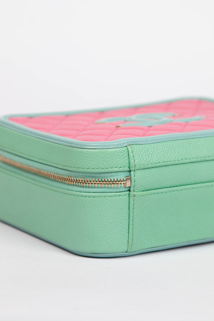 2019 Chanel Tri-Colour Caviar Leather Vanity Case