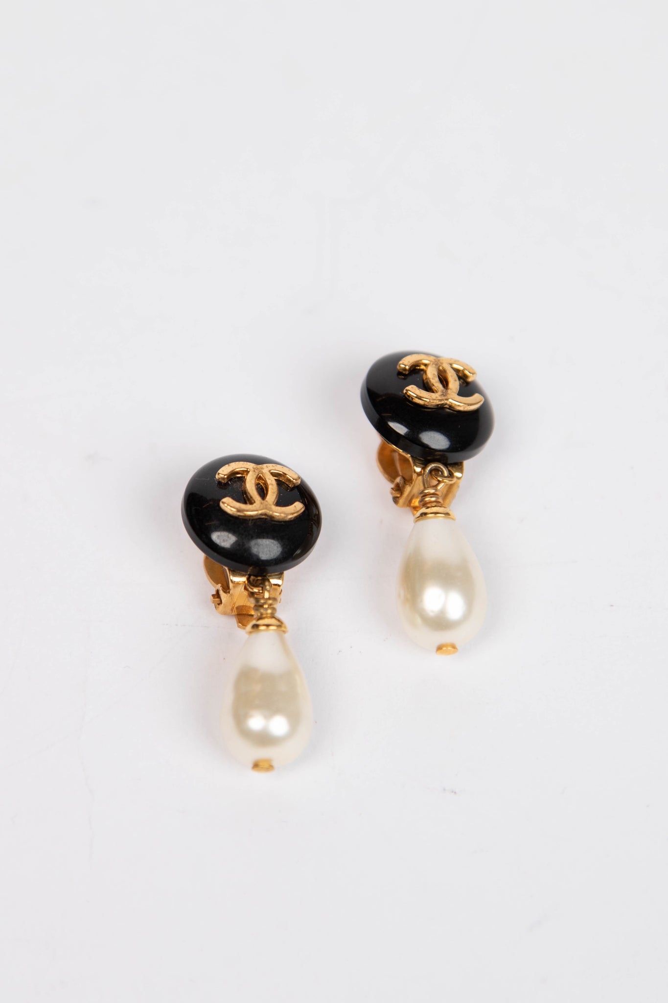 Vintage Chanel Black & Gold Pearl Drop Earrings