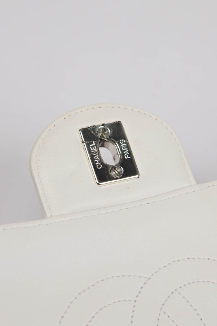 90s Chanel White Lambskin Large Single Flap Shoulder Bag
