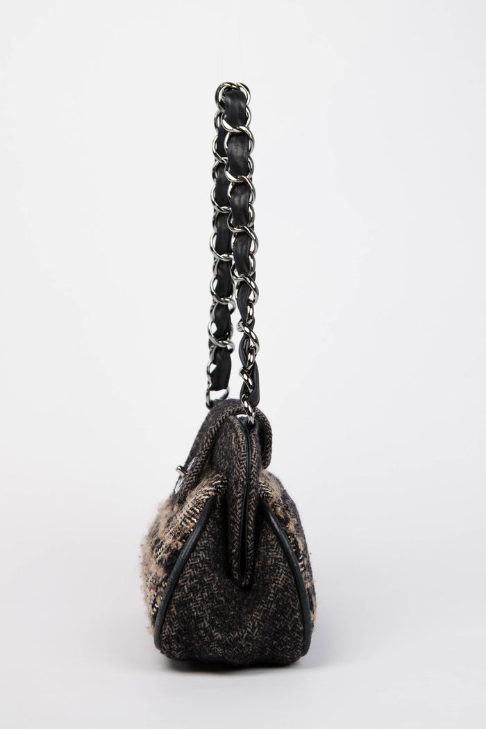 2000s Chanel Grey Tweed Frame Shoulder Bag