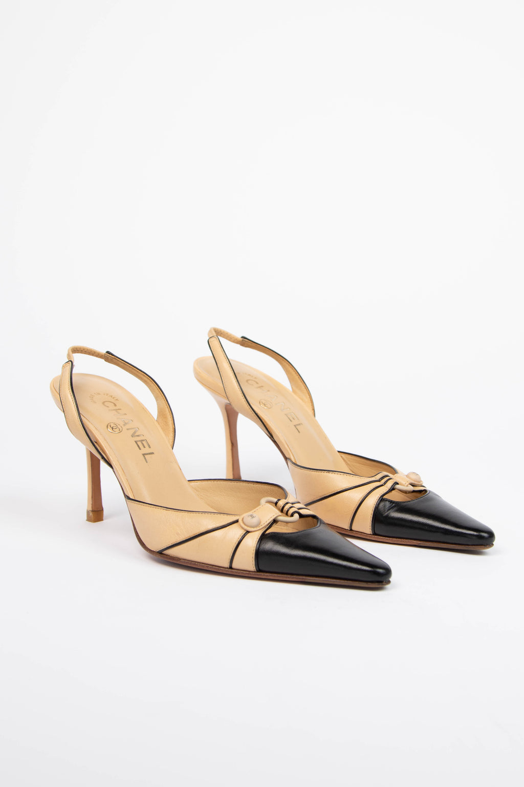 Vintage Chanel Black & Beige Pointed Kitten Heels (EU 36.5)