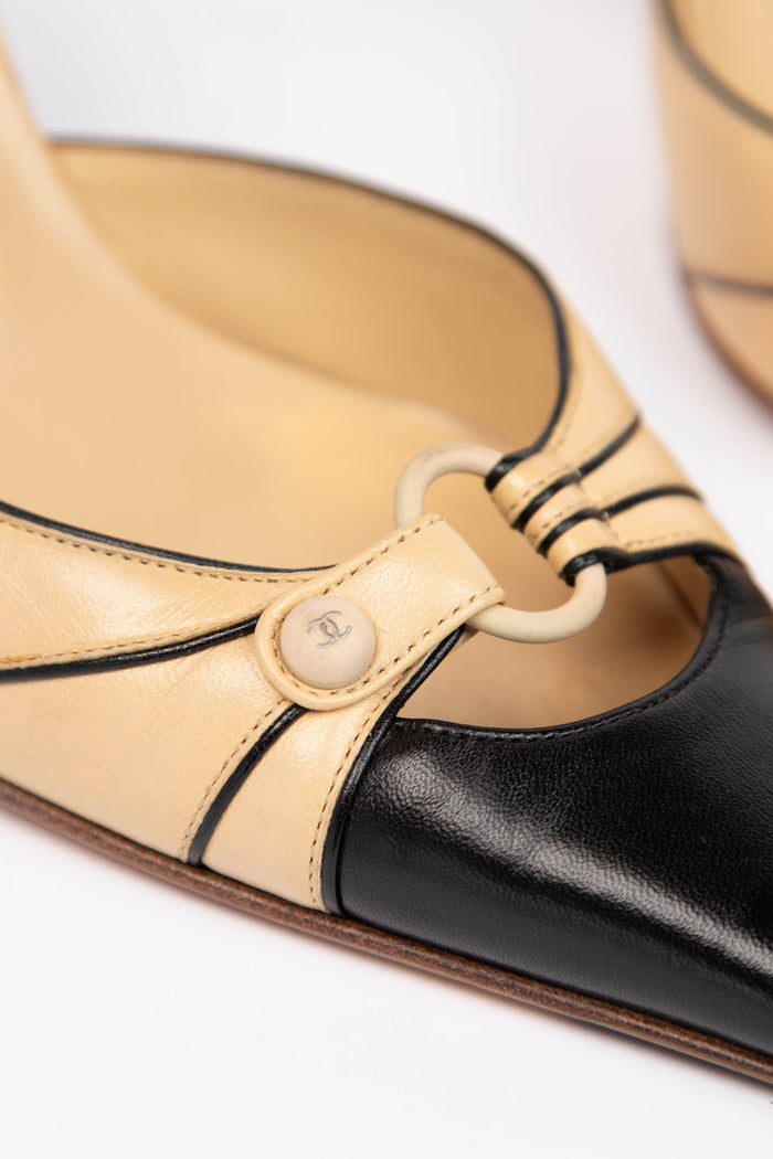Vintage Chanel Black & Beige Pointed Kitten Heels (EU 36.5)