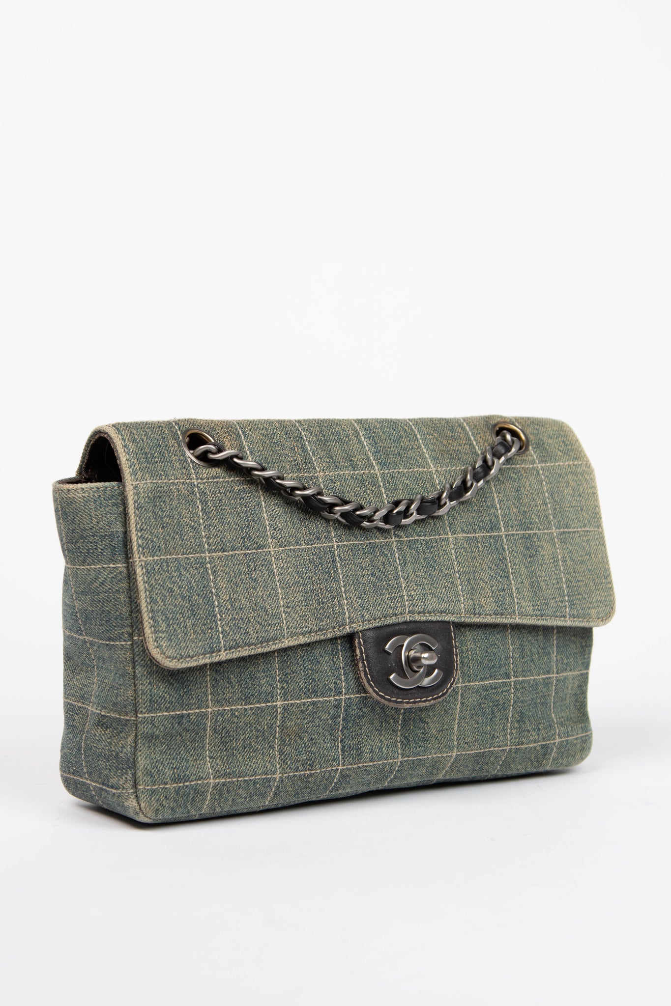 Vintage Chanel Denim Chocolate Bar Flap Shoulder Bag