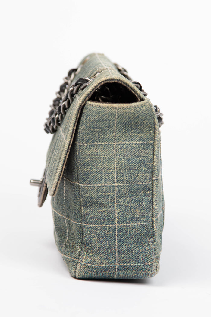 Vintage Chanel Denim Chocolate Bar Flap Shoulder Bag
