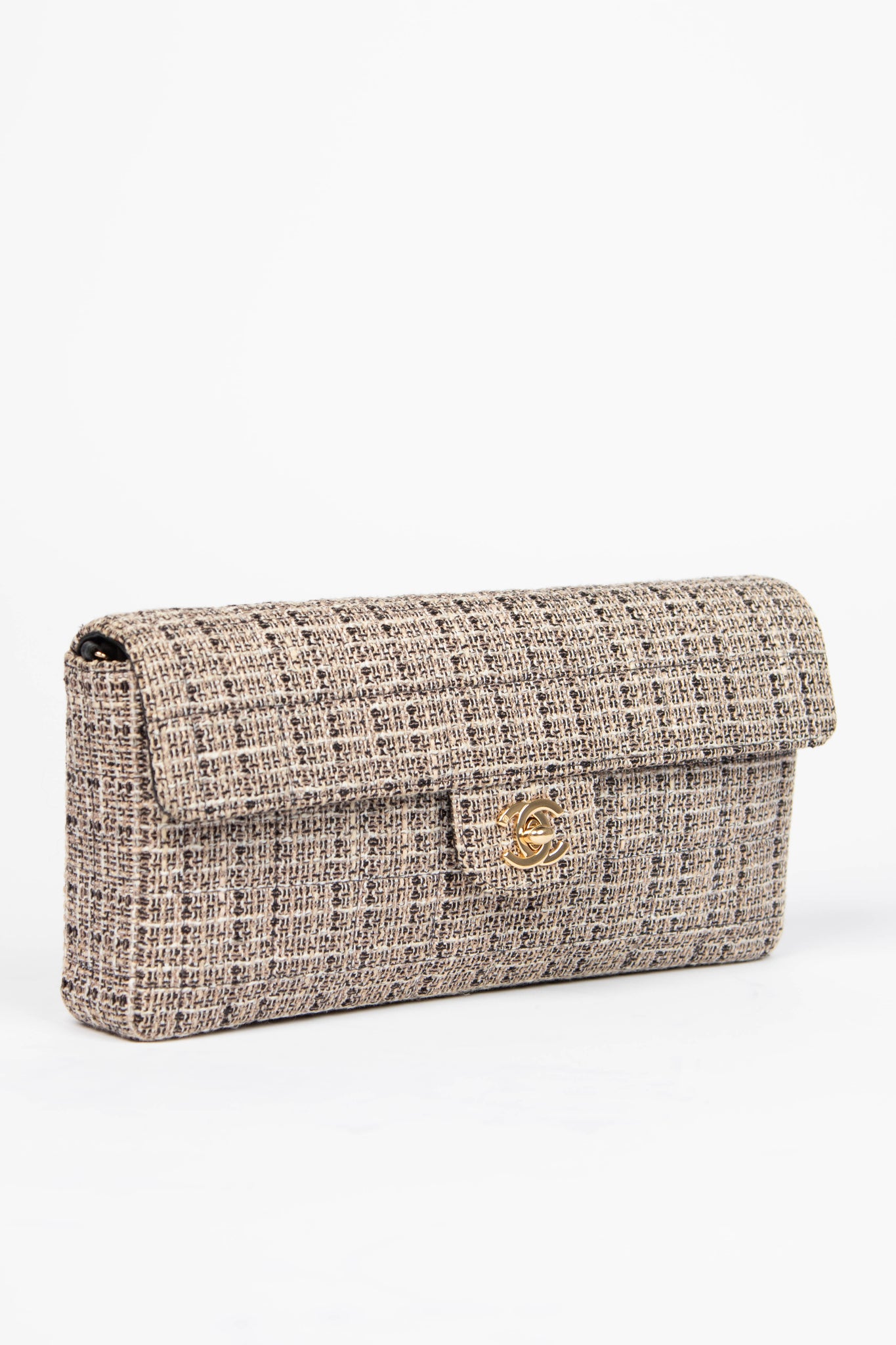 2000s Chanel Tweed East West Single Flap Shoulder Bag