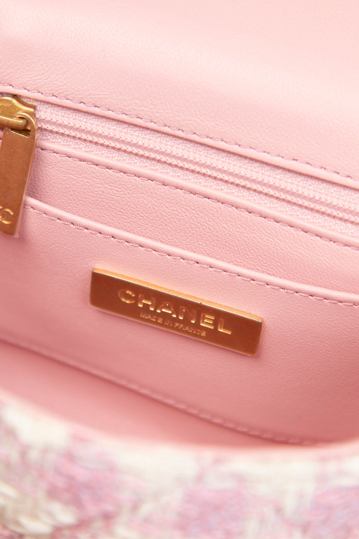 2023 Chanel Pink Houndstooth Tweed Mini Vanity Bag