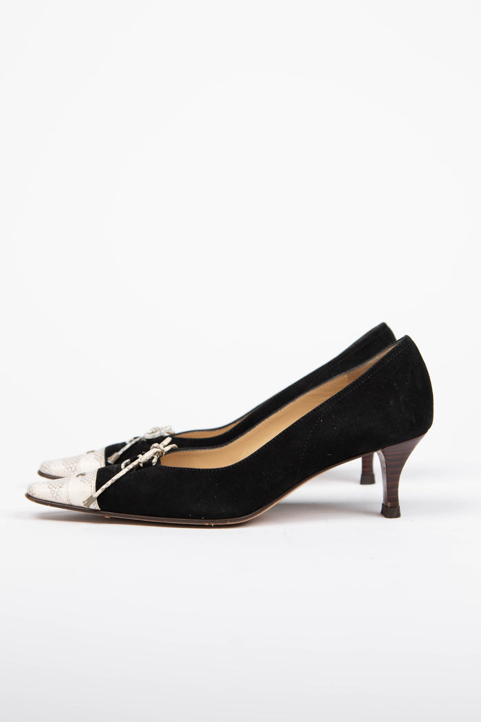 Vintage Chanel Black Suede Kitten Heel (EU 35C)