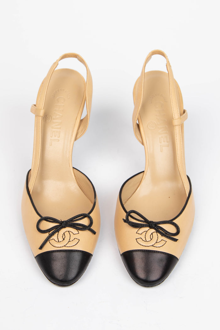 Vintage Chanel Beige and Black Leather CC Slingback Heel (EU 37C)