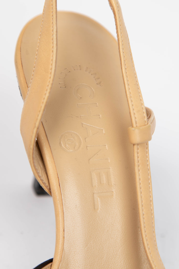 Vintage Chanel Beige and Black Leather CC Slingback Heel (EU 37C)