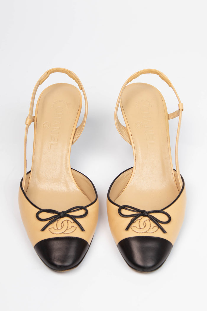 Vintage Chanel Beige and Black Leather CC Slingback Heel (EU 38)
