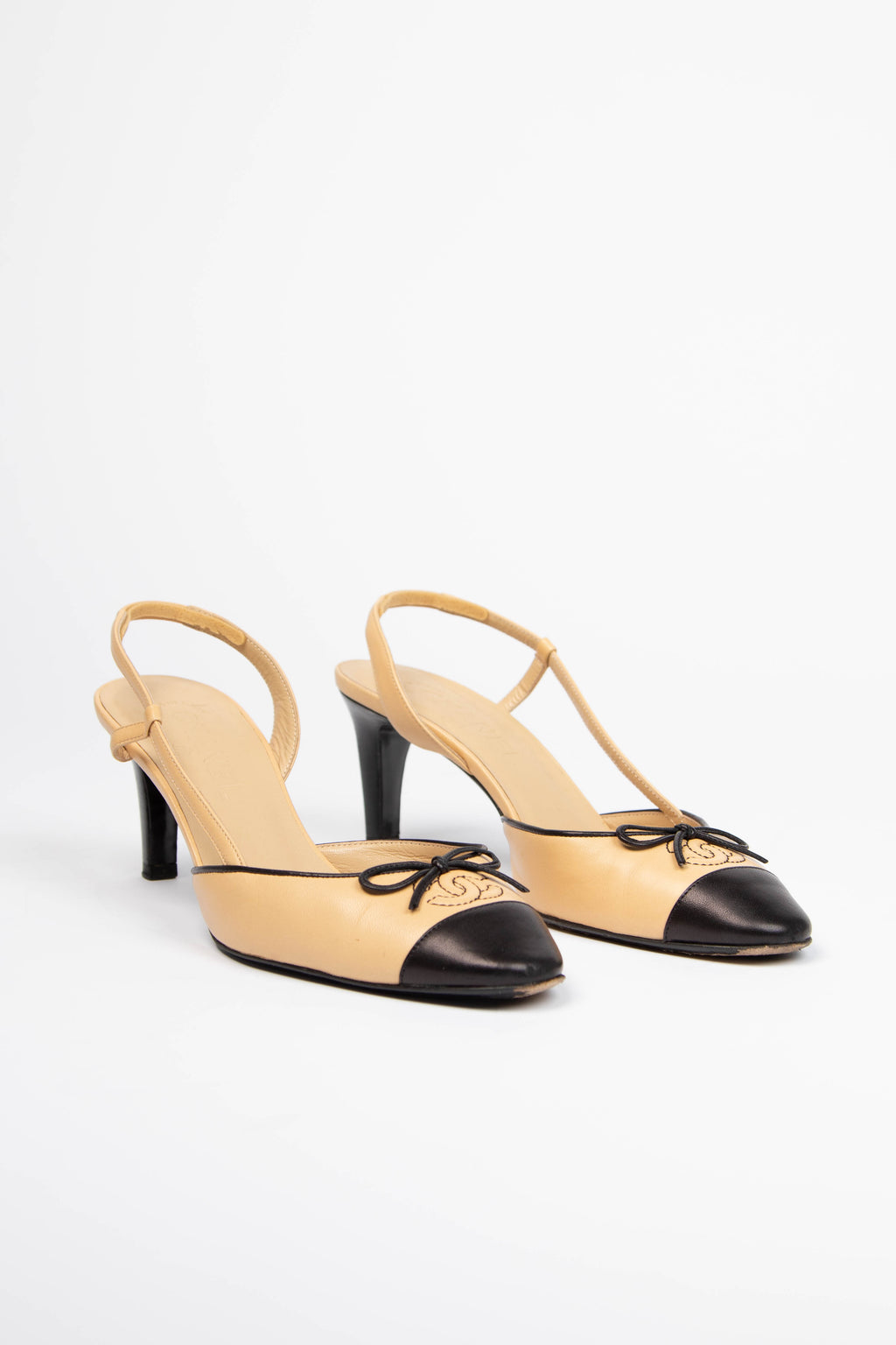 Vintage Chanel Beige and Black Leather CC Slingback Heel (EU 38)