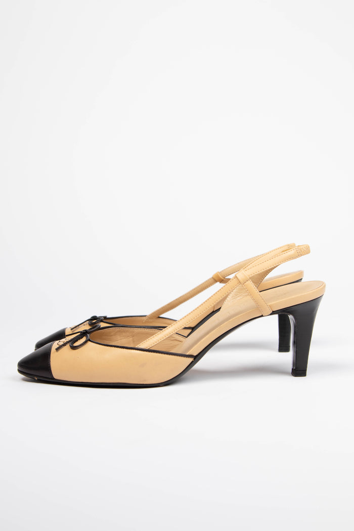 Vintage Chanel Beige and Black Leather CC Slingback Heel (EU 38)