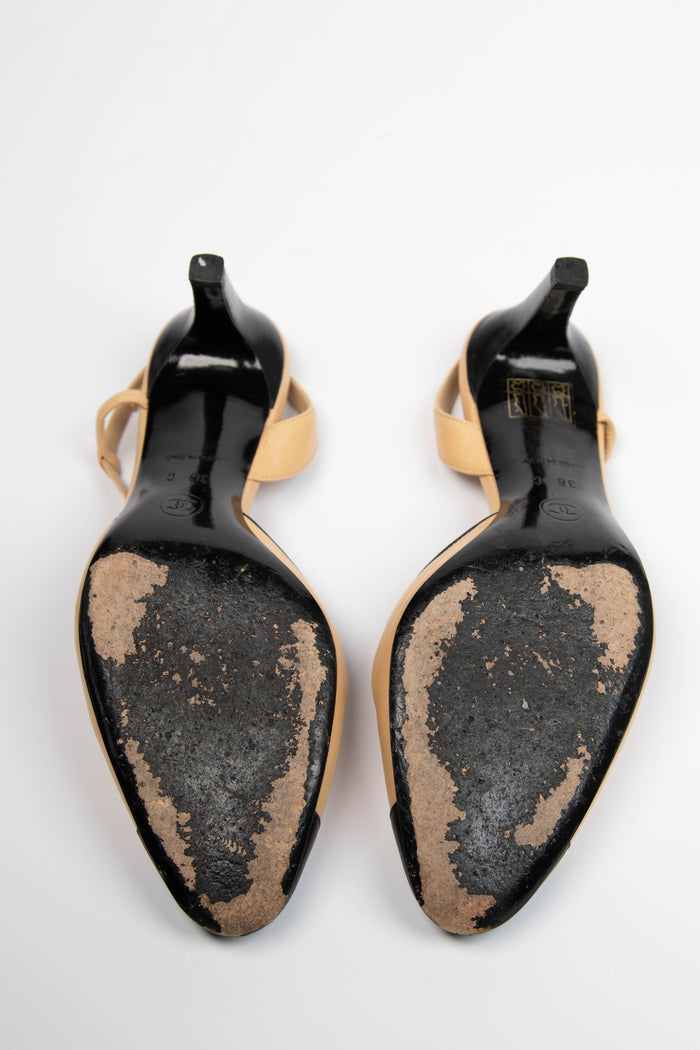 Vintage Chanel Beige and Black Leather CC Slingback Heel (EU 38)