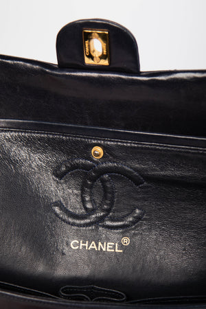 90s Chanel Navy Lambskin Small Double Flap Shoulder Bag 24k GHW