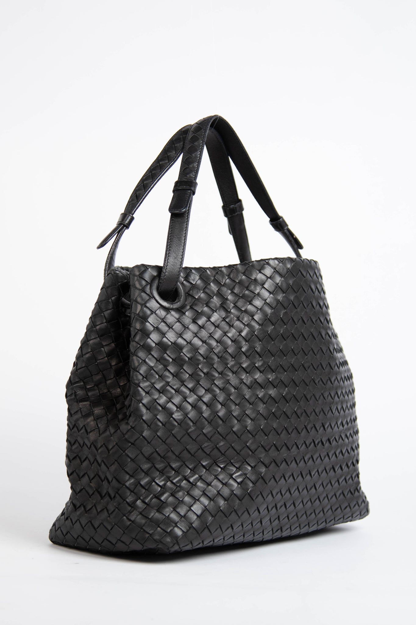 Vintage Bottega Veneta Black Intrecciato Garda Shoulder Bag