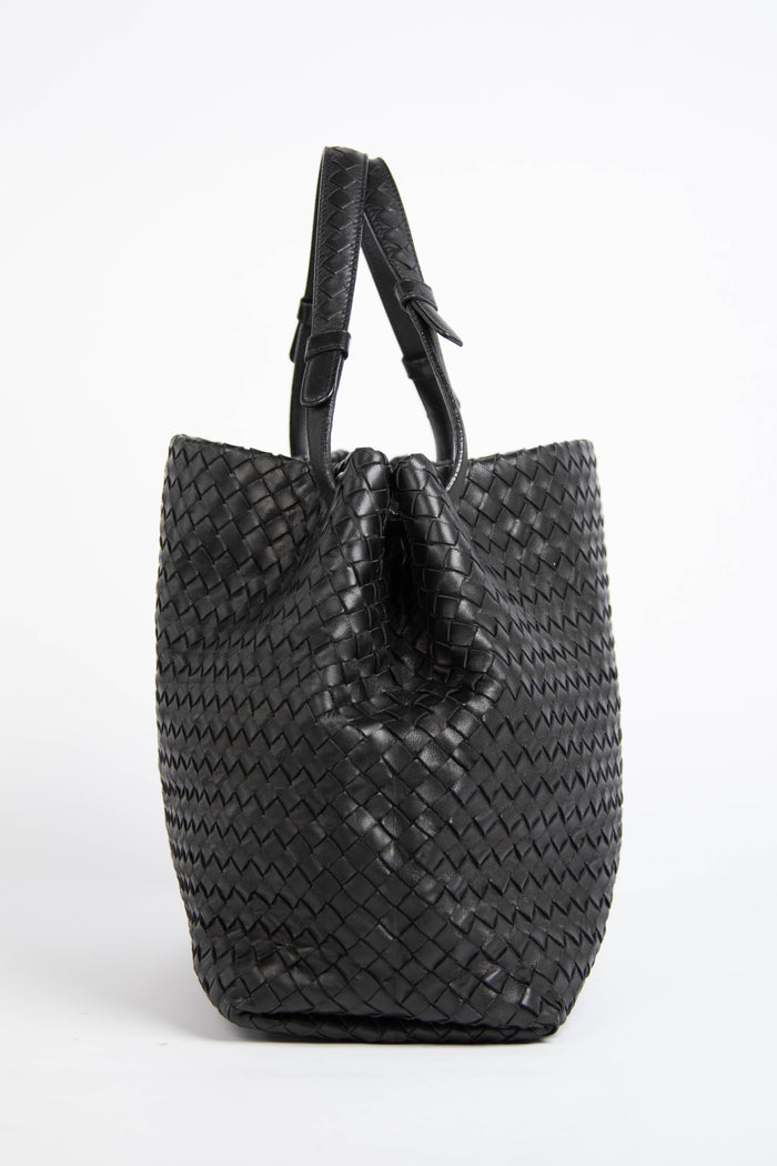 Vintage Bottega Veneta Black Intrecciato Garda Shoulder Bag