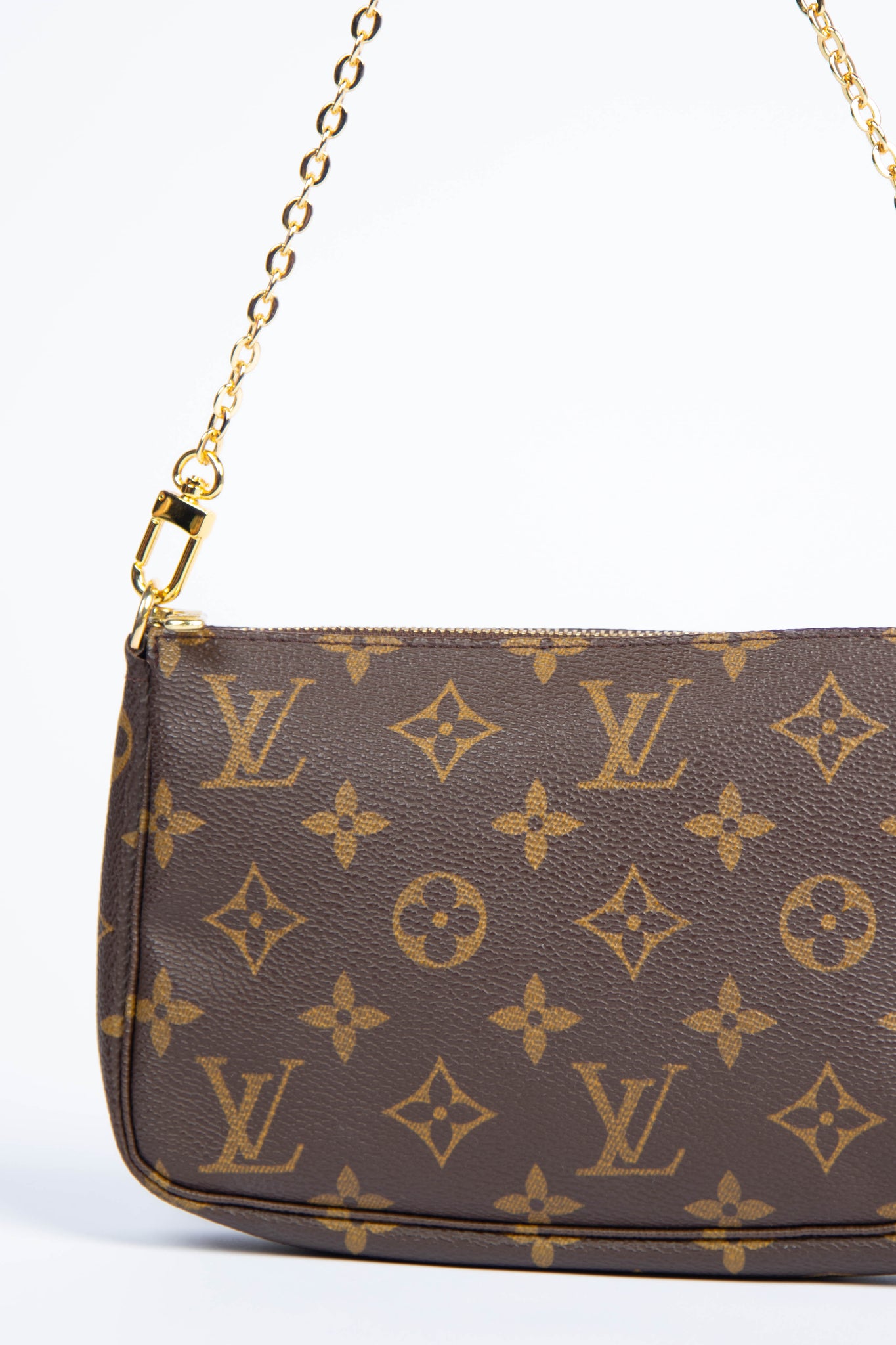 2000s Louis Vuitton Monogram Pochette Accessoires