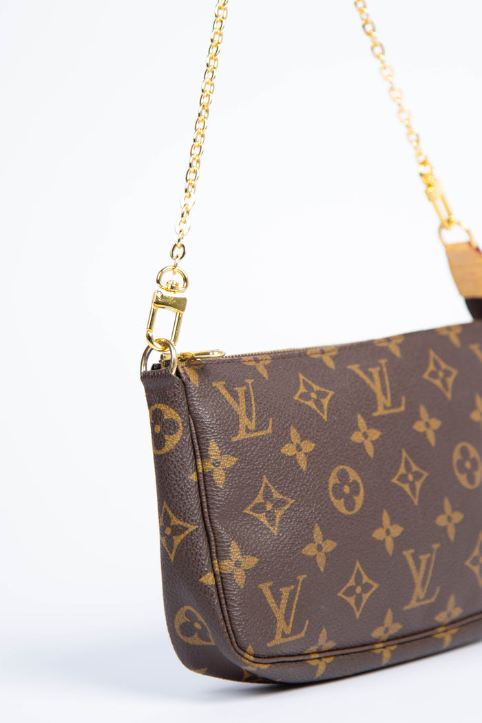 2000s Louis Vuitton Monogram Pochette Accessoires