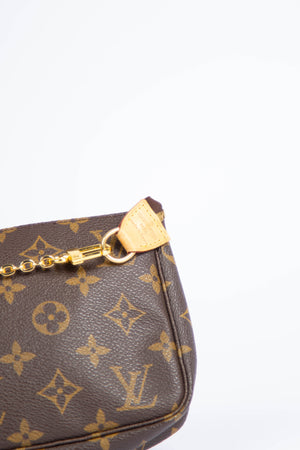 2000s Louis Vuitton Monogram Pochette Accessoires