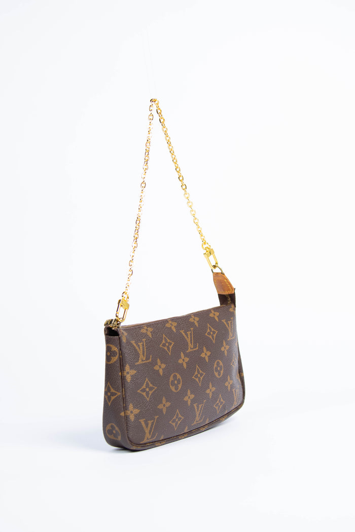 2000s Louis Vuitton Monogram Pochette Accessoires