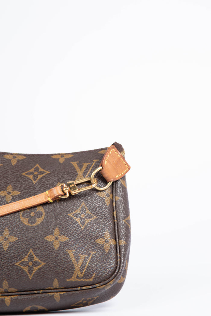 2000s Louis Vuitton Monogram Pochette Accessoires