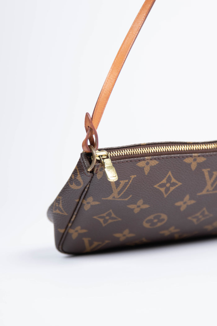 2000s Louis Vuitton Monogram Pochette Accessoires