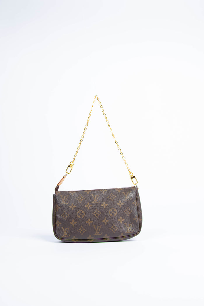 2000s Louis Vuitton Monogram Pochette Accessoires