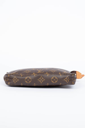 2000s Louis Vuitton Monogram Pochette Accessoires