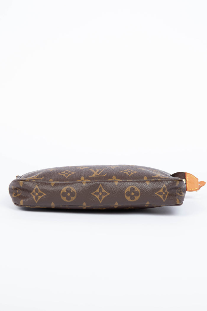 2000s Louis Vuitton Monogram Pochette Accessoires
