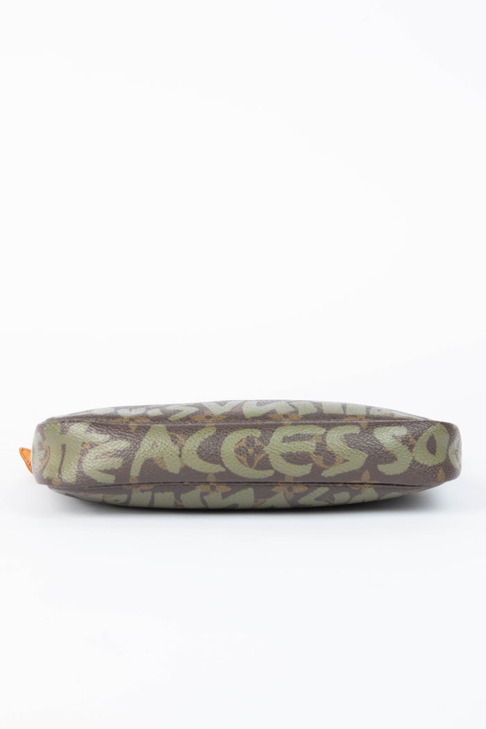 RARE Louis Vuitton x Stephen Sprouse Graffiti Pochette Accessoires