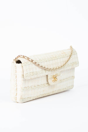2000s Chanel Cream Tweed East West Shoulder Bag