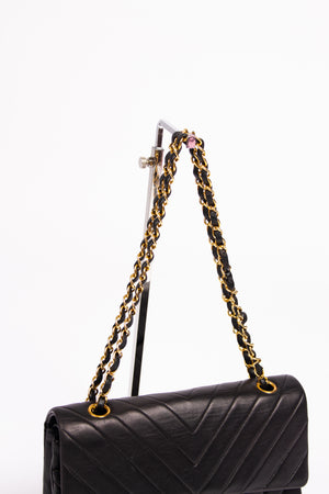Vintage Chanel Classic Medium Double Flap Bag Black Chevron Leather 24K GHW
